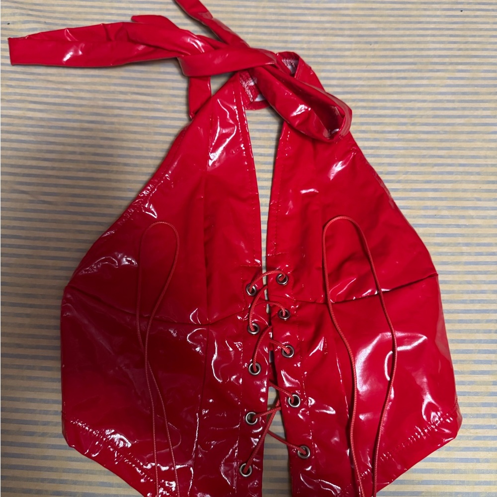 SHEIN Red Lace-Up Halter Crop Top